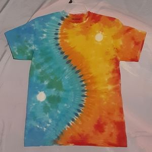 Tie dye shirt⚡
